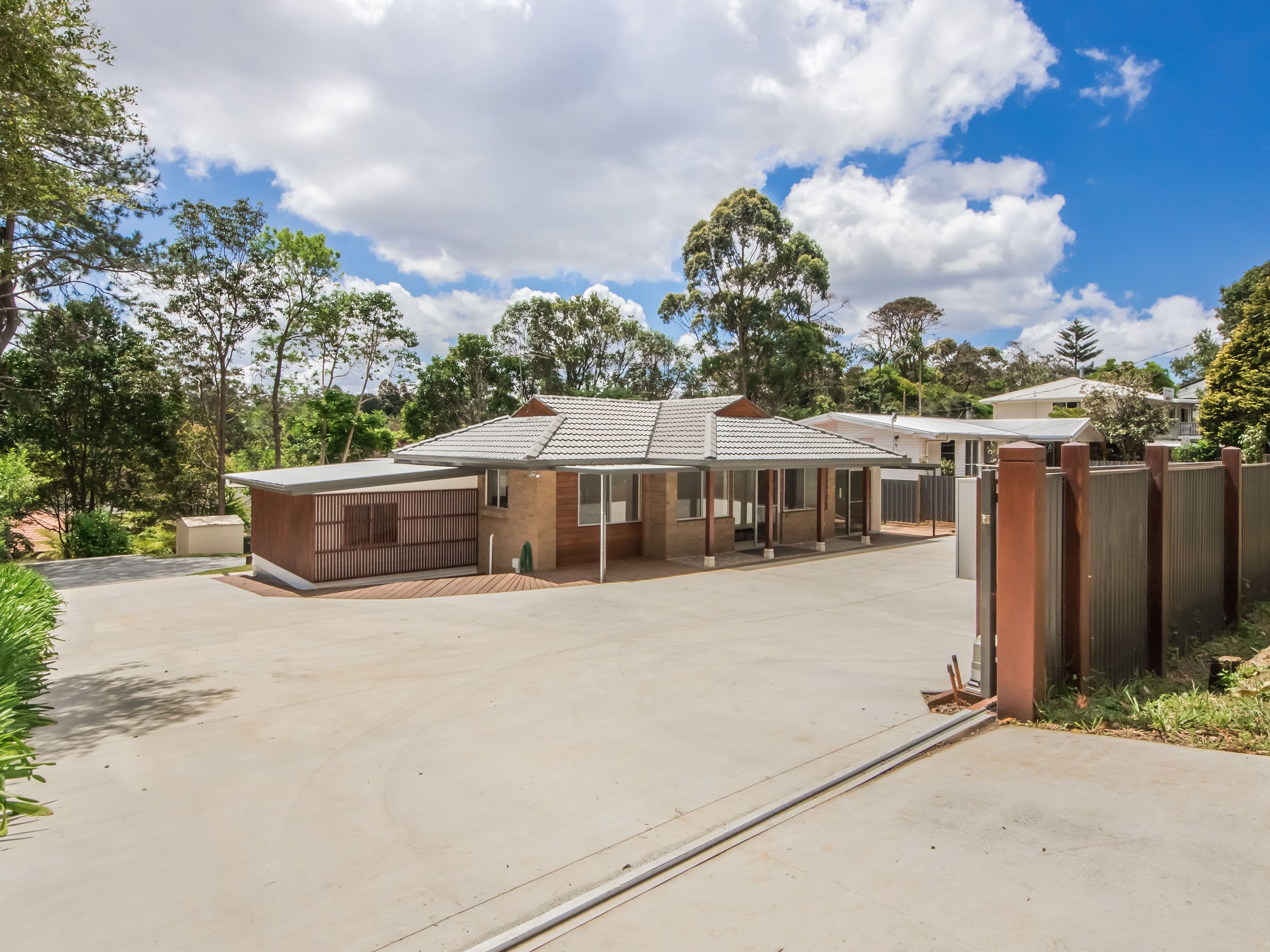 92 Eagle Heights Road, Tamborine Mountain QLD 4272, Tamborine Mountain - Thumbnail 2