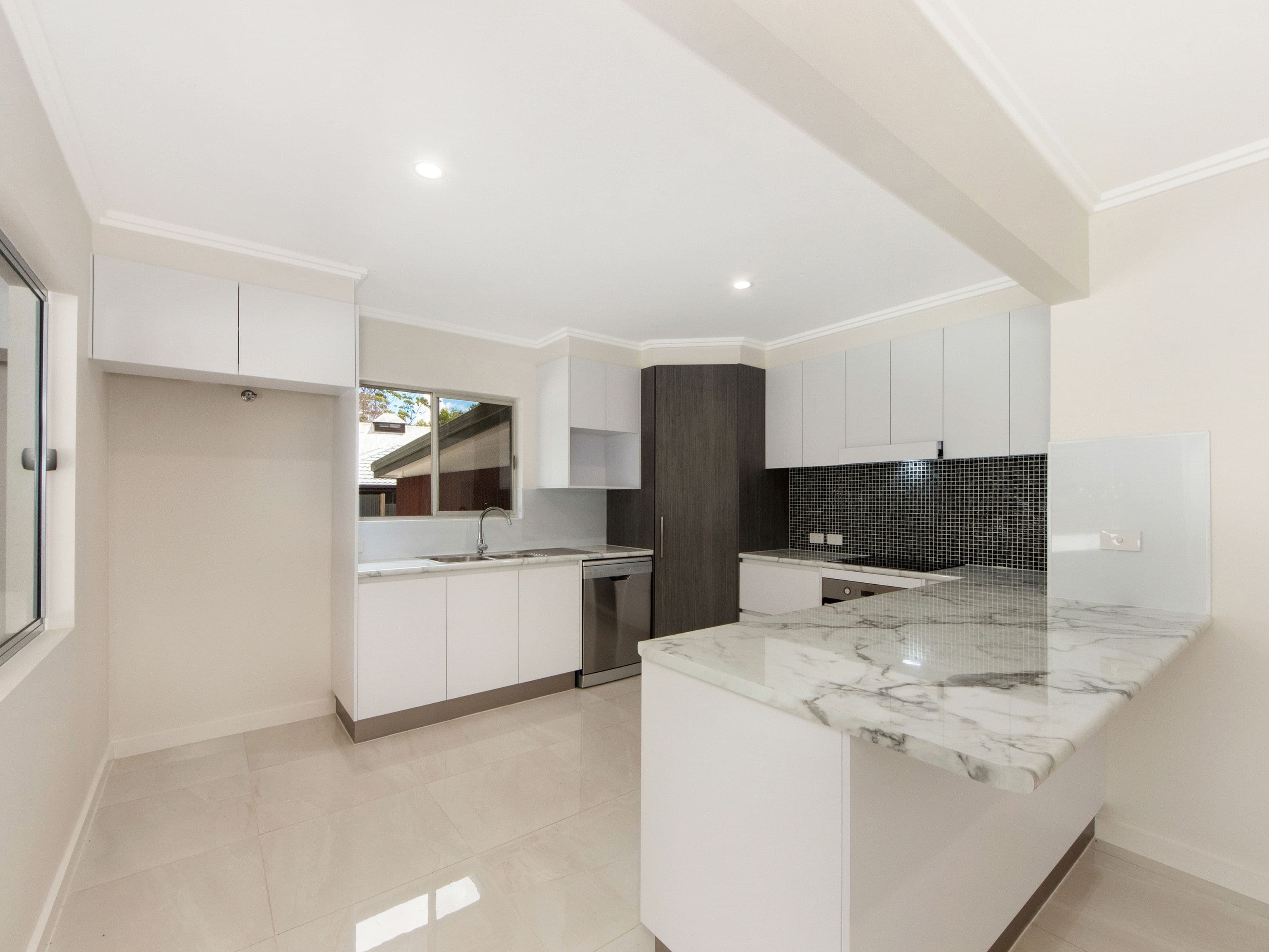92 Eagle Heights Road, Tamborine Mountain QLD 4272, Tamborine Mountain - Thumbnail 4