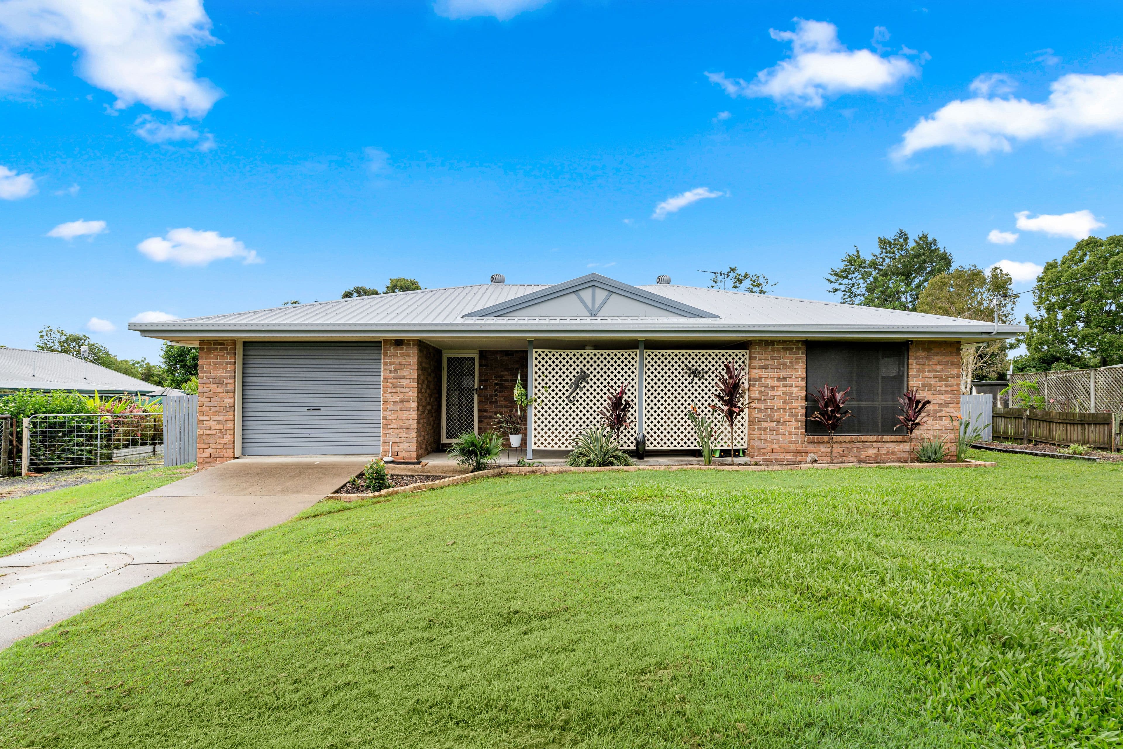33 Tambaroora Street, Howard QLD 4659, Howard - Thumbnail 2