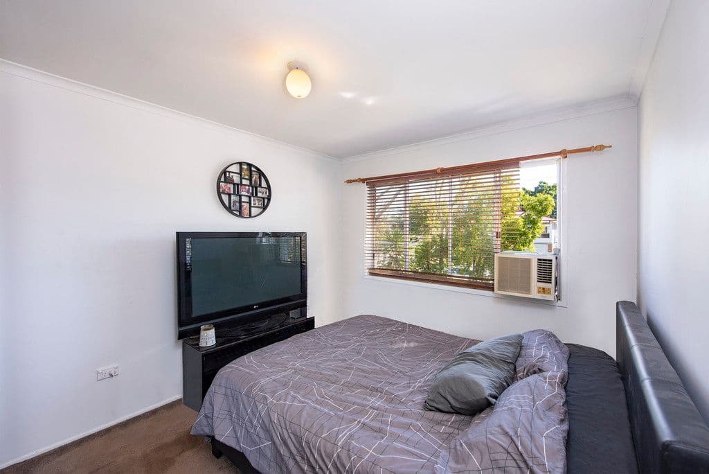 22 Woodburn Street, Marsden QLD 4132, Marsden - Thumbnail 4