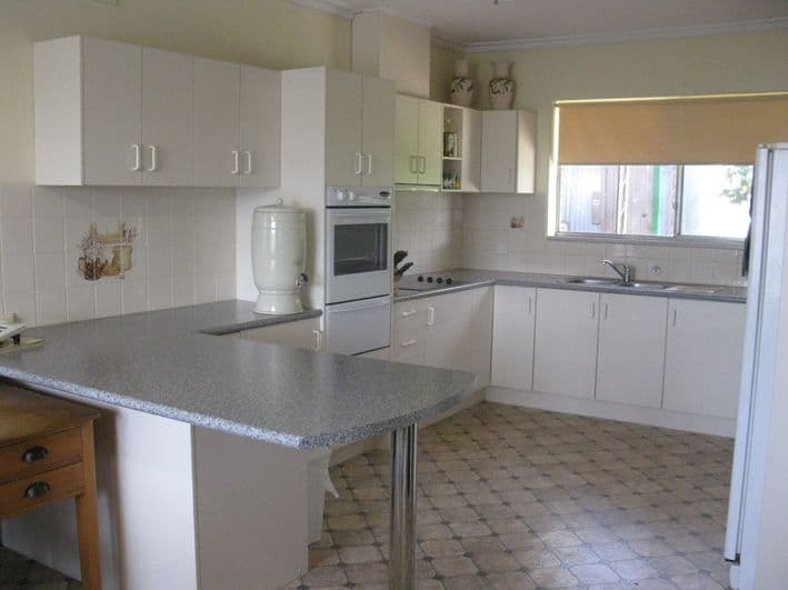 1 Bridges Street, MOUNT GAMBIER SA 5290, Mount Gambier - Thumbnail 2