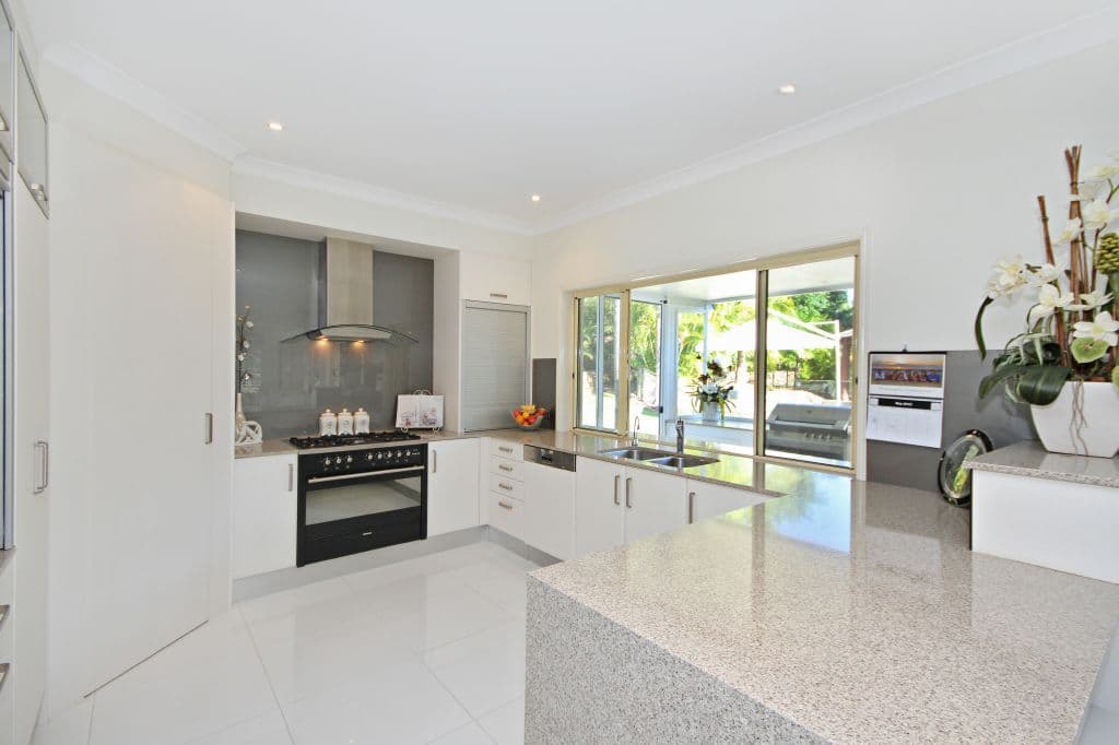 9 Quambone Street, WORONGARY QLD 4213, Worongary - Thumbnail 4