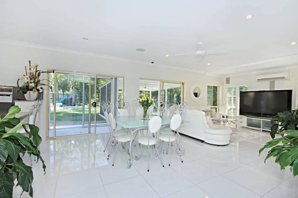 9 Quambone Street, WORONGARY QLD 4213, Worongary - Thumbnail 6