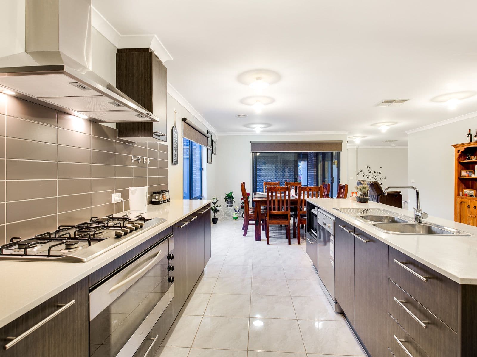 11 Evadene Drive, Tarneit VIC 3029, Tarneit - Thumbnail 8
