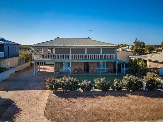 19 Seaview Court, Port Denison WA 6525, Port Denison - Thumbnail 2
