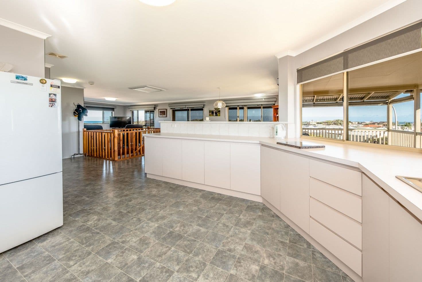19 Seaview Court, Port Denison WA 6525, Port Denison - Thumbnail 6