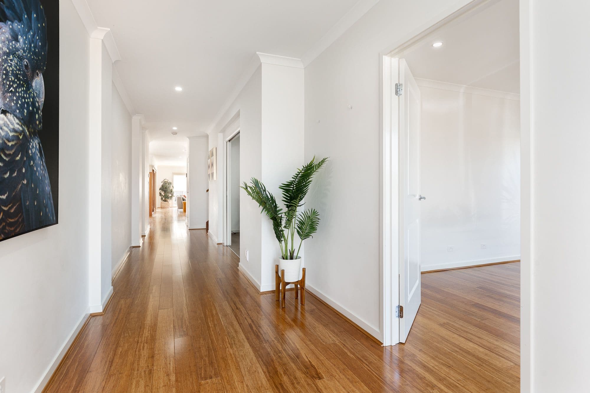 23 Macreadie Drive, Berwick VIC 3806, Berwick - Thumbnail 2