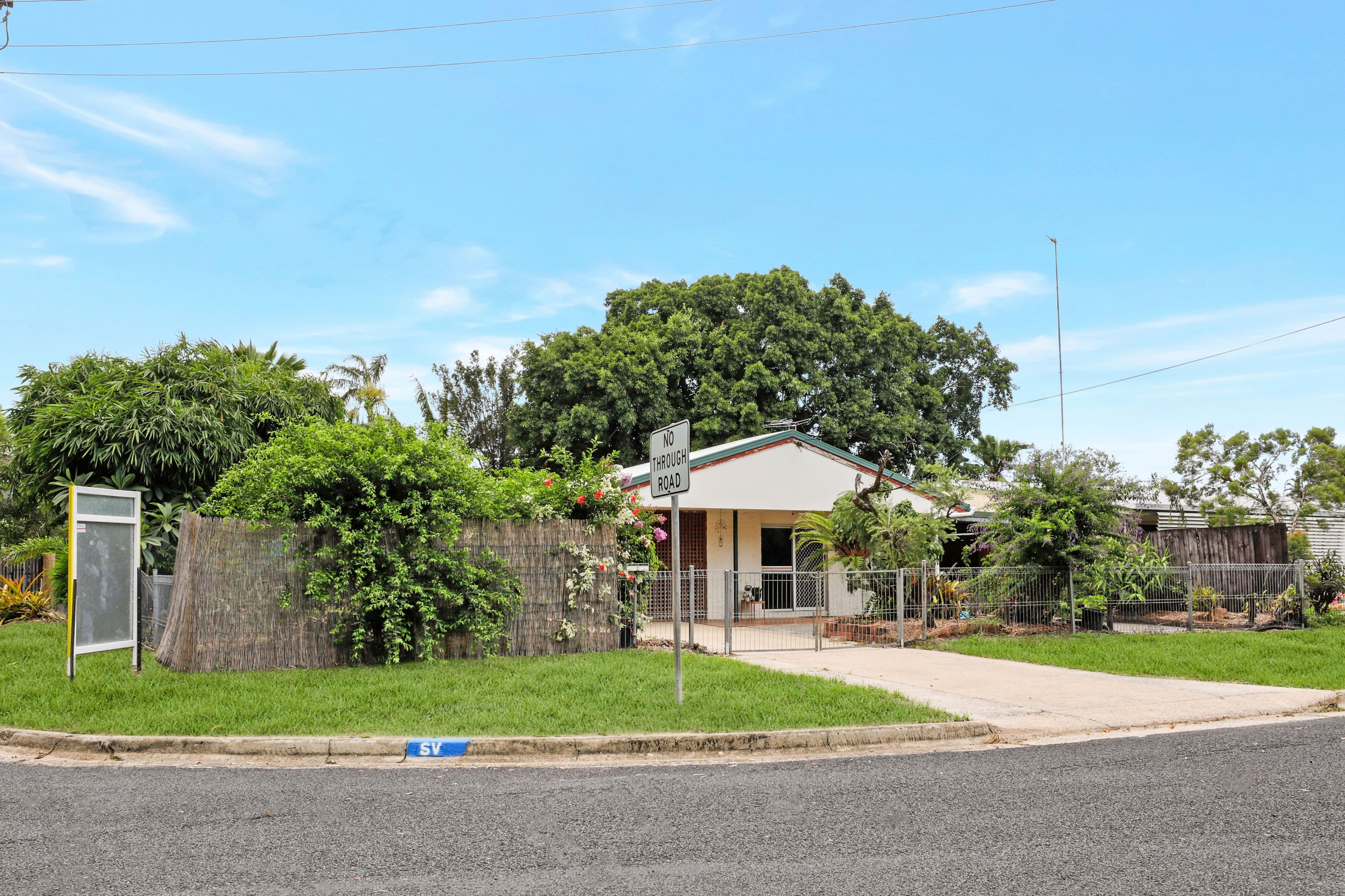 1 Granadilla, Holloways Beach QLD 4878, Holloways Beach - Thumbnail 2