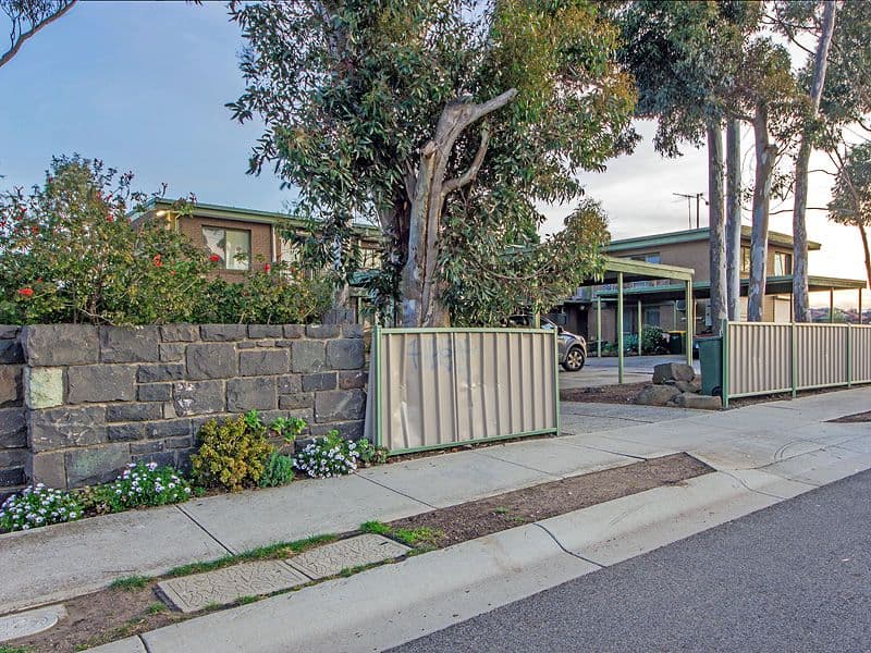 128 East Esplanade, St Albans VIC 3021, St Albans - Thumbnail 7