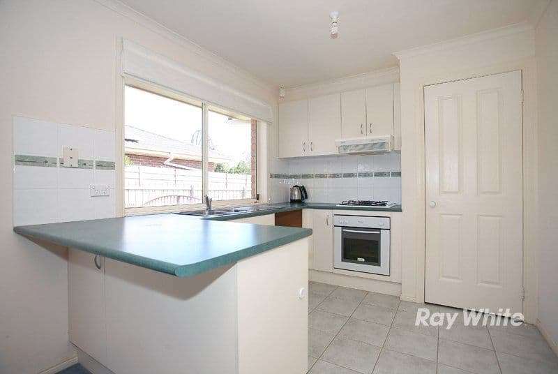 261 Monahans Road, CRANBOURNE VIC 3977, Cranbourne West - Thumbnail 2