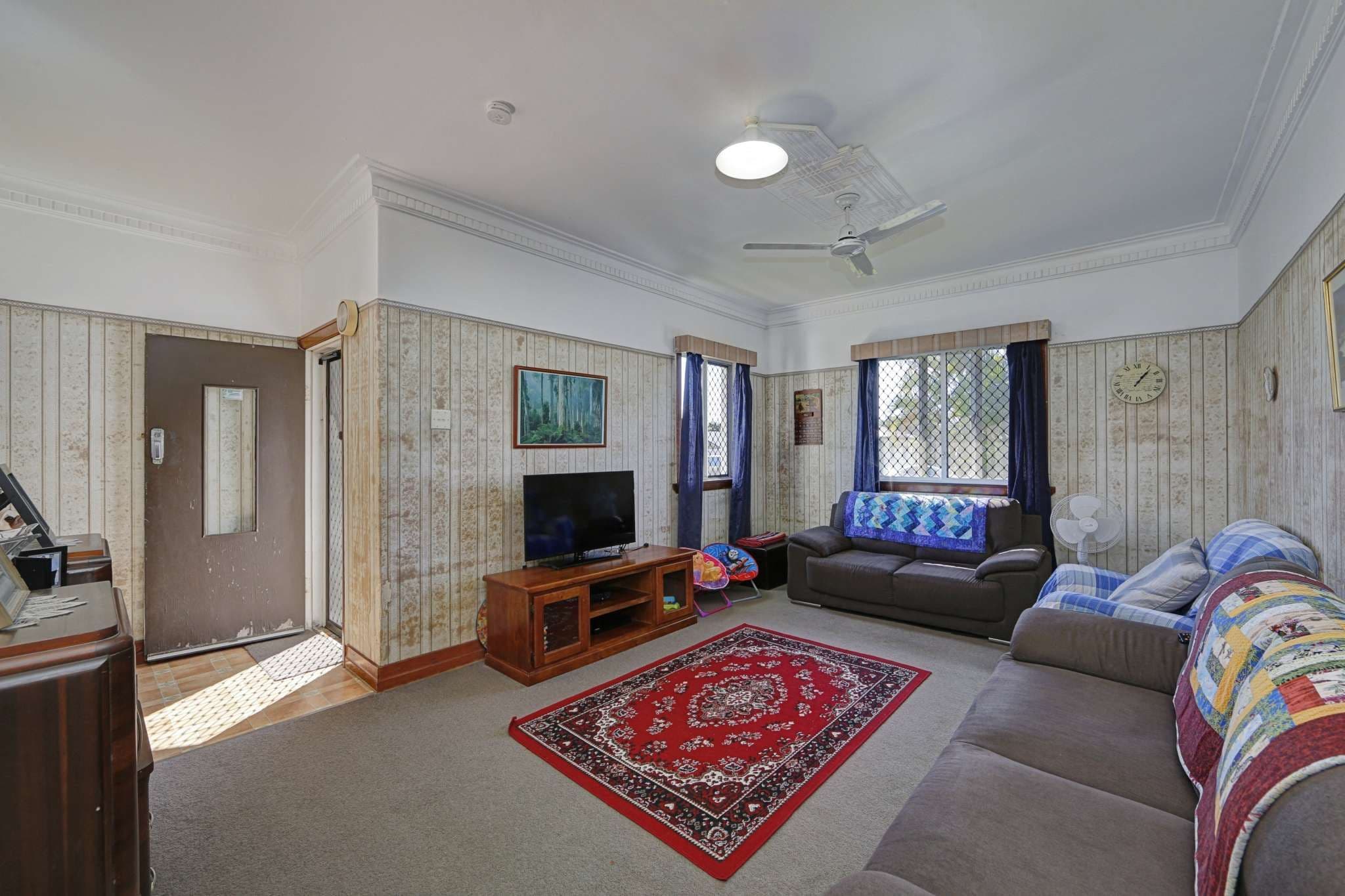 4 Wainwright Street, Svensson Heights QLD 4670, Svensson Heights - Thumbnail 2