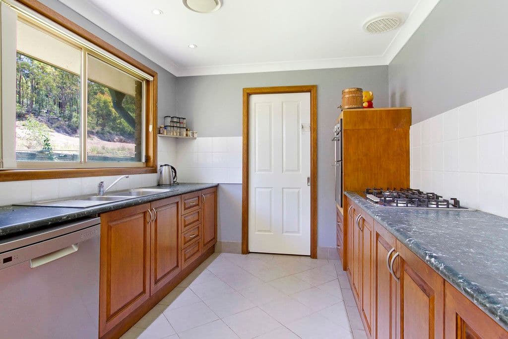720 Lower Colo Road, Lower Portland - Thumbnail 2