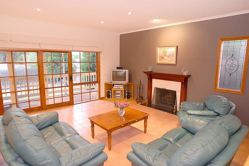 54 Cornelius Drive, Wantirna South VIC 3152, Wantirna South - Thumbnail 3