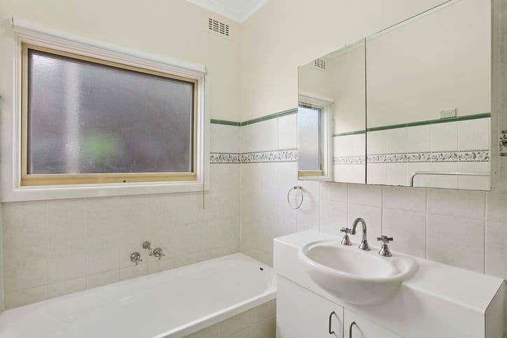 84 Shady Grove, FOREST HILL VIC 3131, Forest Hill - Thumbnail 3