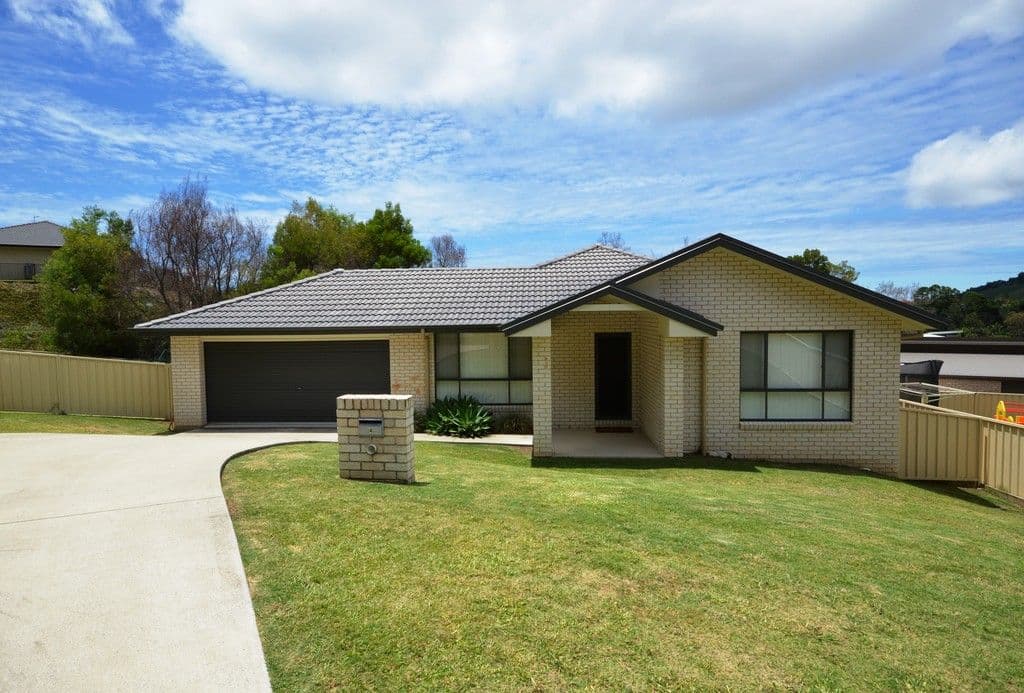 4 Ewings Close, Coffs Harbour - Image 1