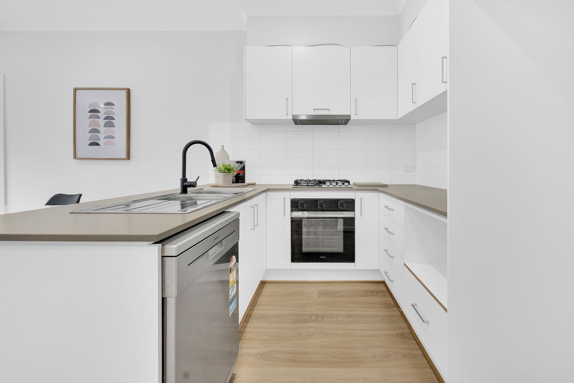 58 Banksia Crescent, Hoppers Crossing VIC 3029, Hoppers Crossing - Thumbnail 3