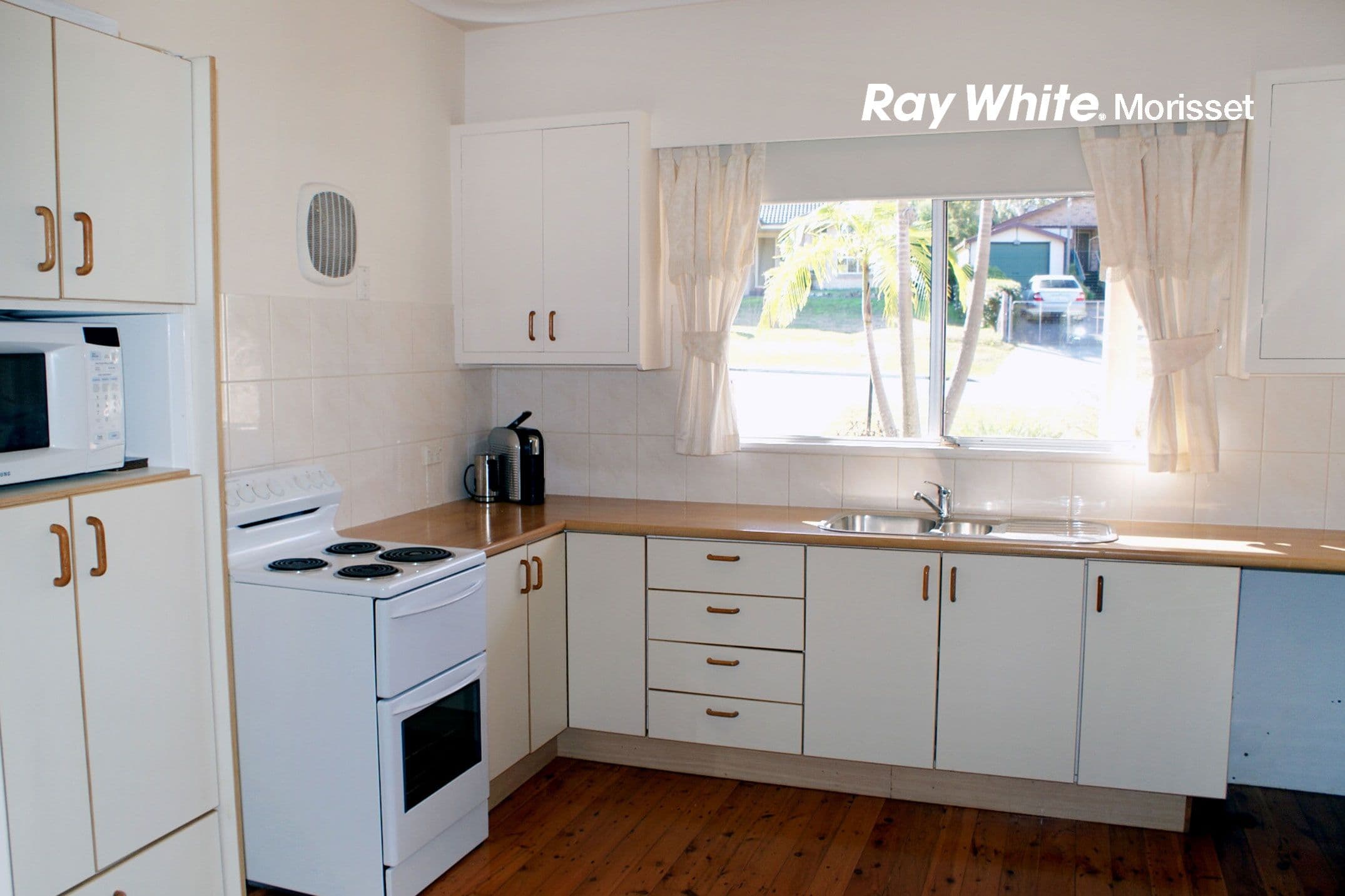 14 Rhodes Parade, Windermere Park NSW 2264, Windermere Park - Thumbnail 5