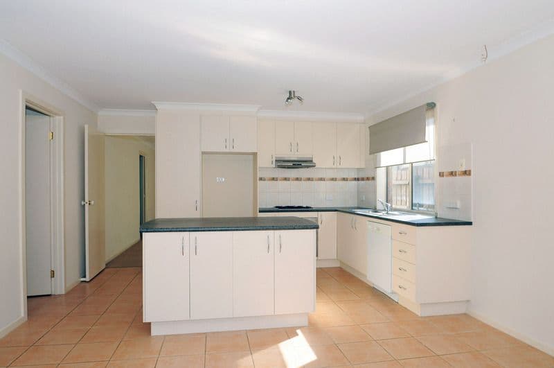 12 Bushy Park Place, CARRUM DOWNS VIC 3201, Carrum Downs - Thumbnail 8