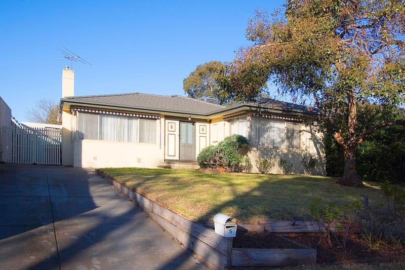5 Pauline Avenue, DINGLEY VILLAGE VIC 3172, Dingley Village - Image 1