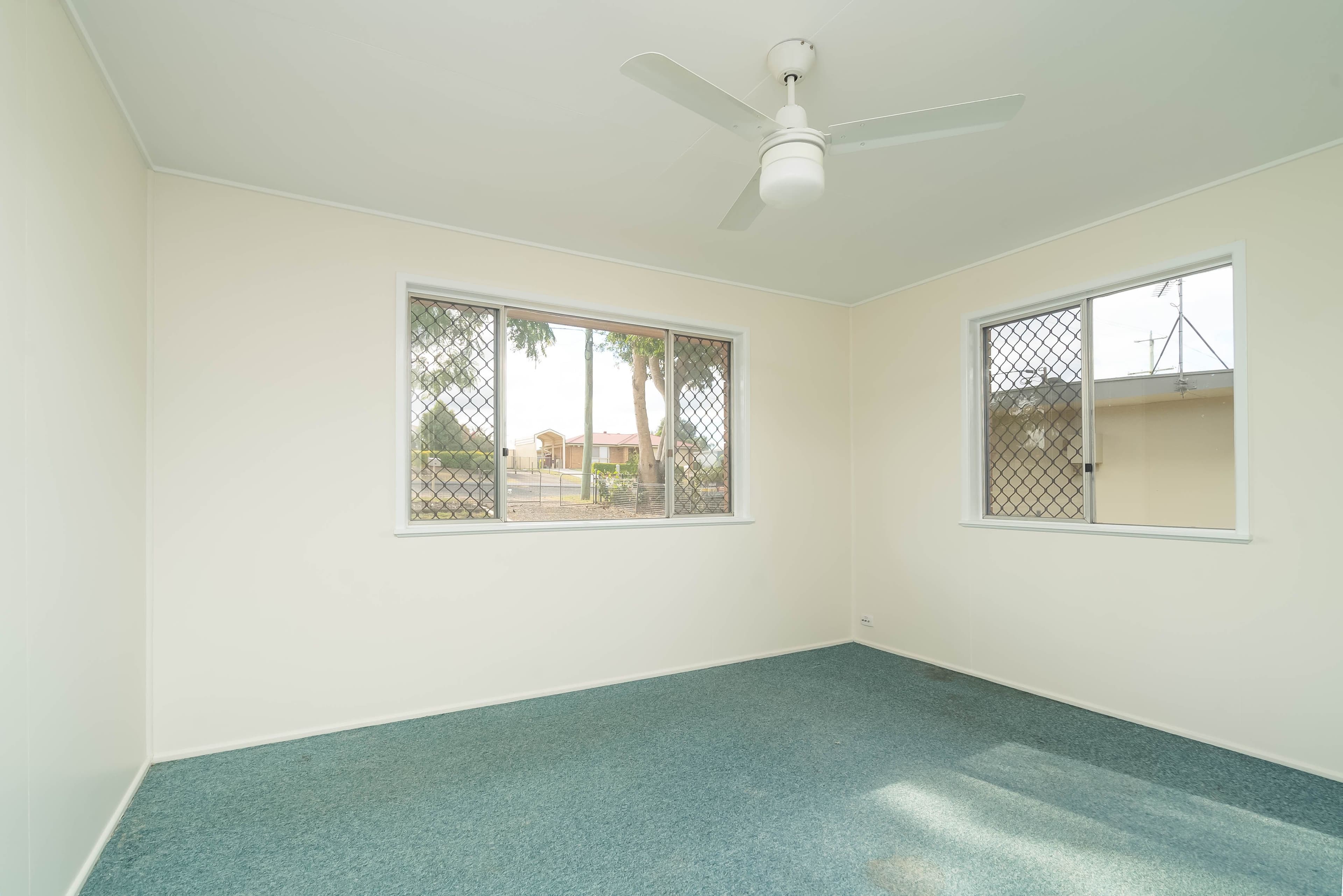 14 Powells Road, Yamanto QLD 4305, Yamanto - Thumbnail 4