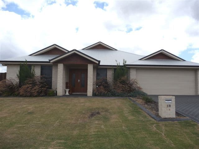 18 Whitman Street, WESTBROOK QLD 4350, Westbrook - Image 1
