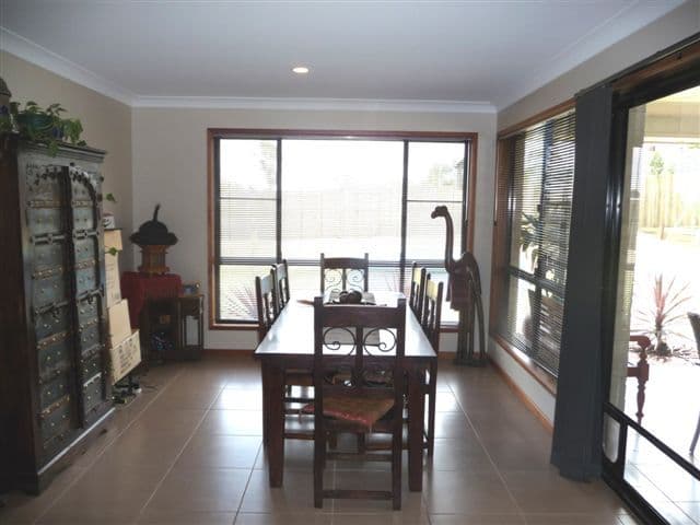 18 Whitman Street, WESTBROOK QLD 4350, Westbrook - Thumbnail 3
