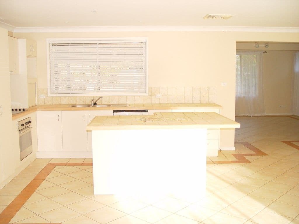 Kellyville NSW 2155, Kellyville - Thumbnail 2