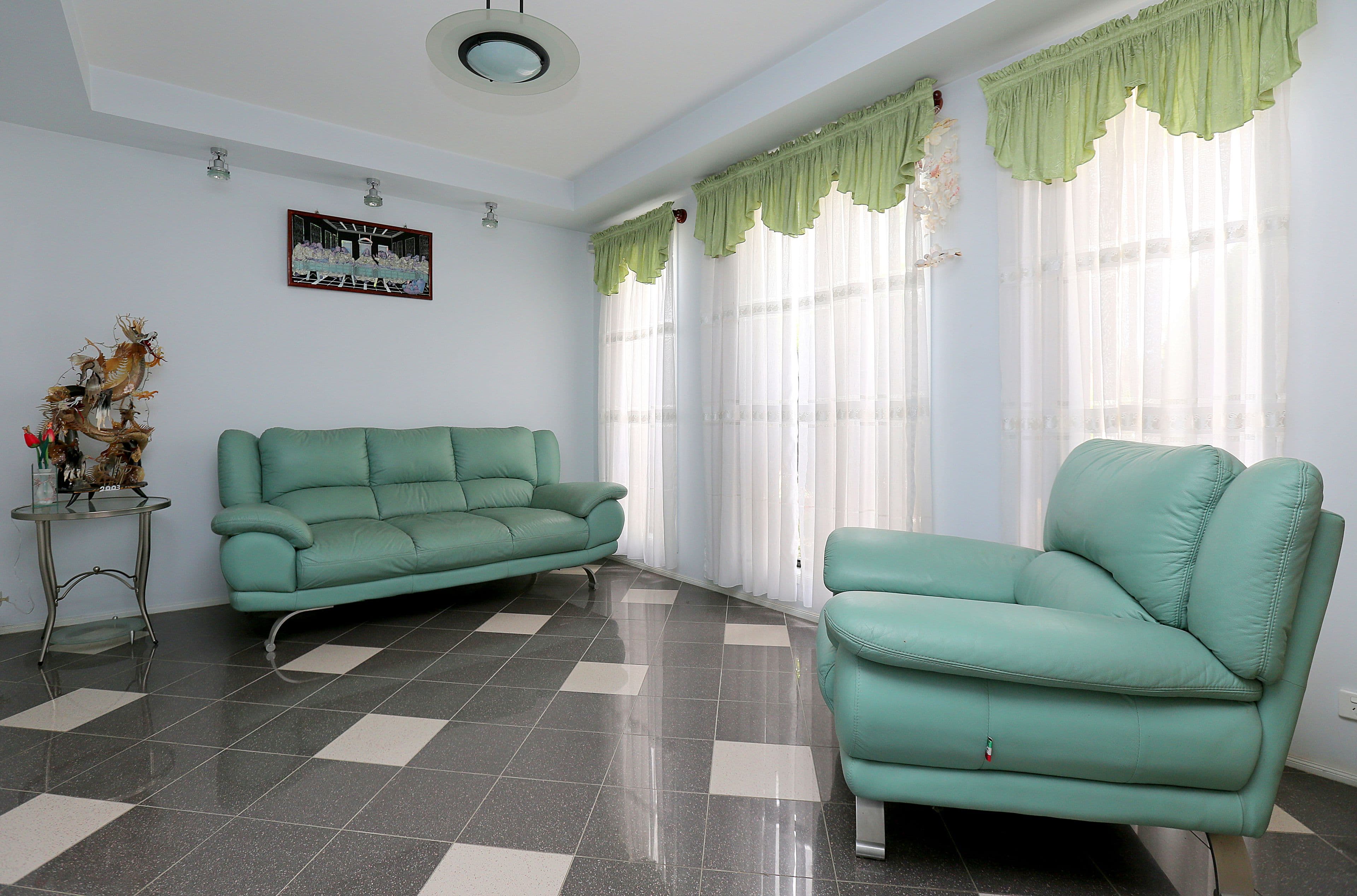 4 Noumea Avenue, Bankstown - Thumbnail 3