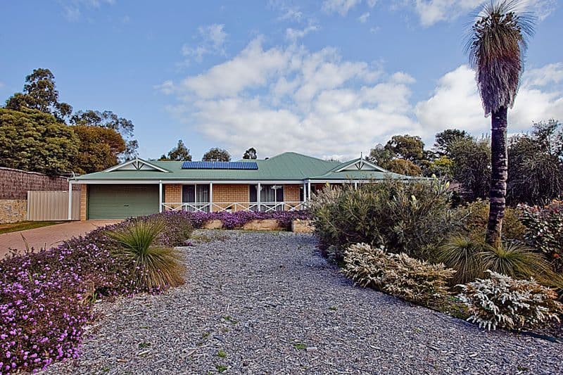 23 Cagney Way, LESMURDIE WA 6076, Lesmurdie - Thumbnail 2
