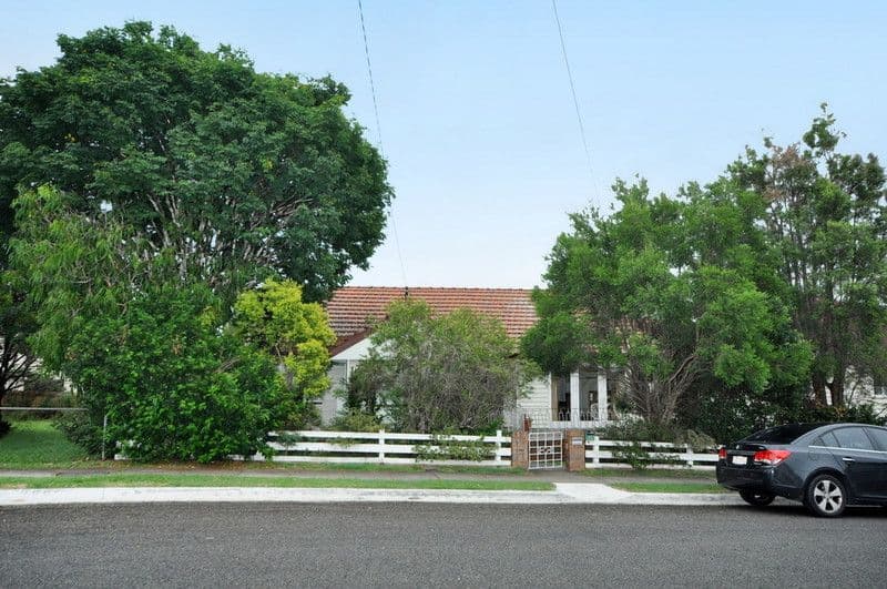 15 Gamelin Crescent, STAFFORD QLD 4053, Stafford - Thumbnail 4