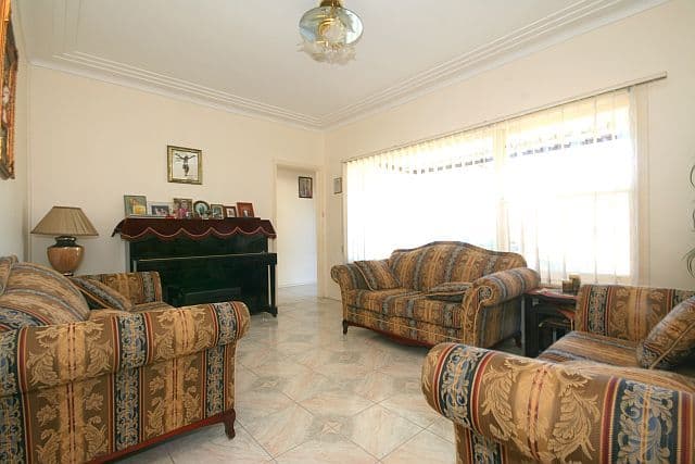 1 Wayne Crescent, Condell Park NSW 2200, Condell Park - Thumbnail 4