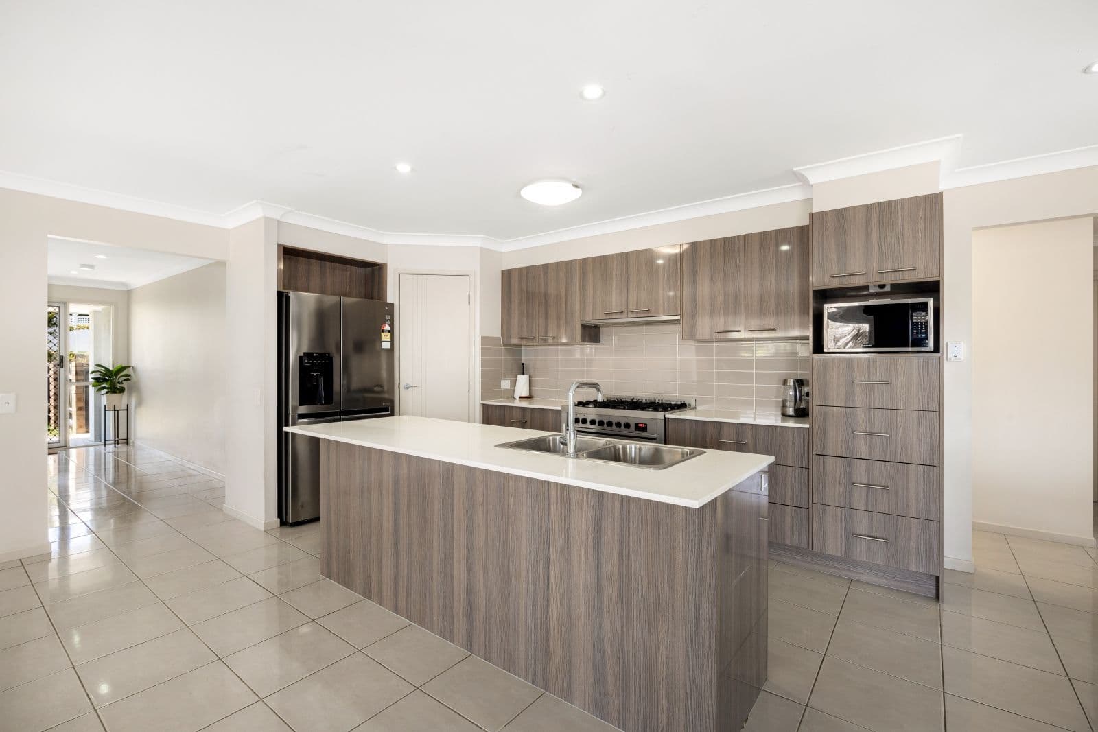29 Sunrise Terrace, Little Mountain QLD 4551, Little Mountain - Thumbnail 3