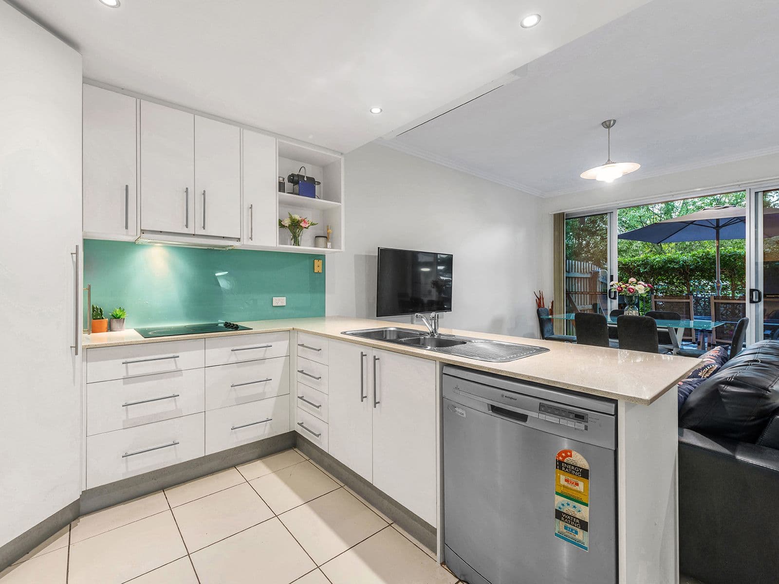 93 Primrose Street, Sherwood QLD 4075, Sherwood - Thumbnail 2