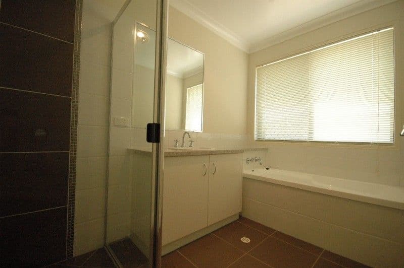 55 Smythe Drive, HIGHFIELDS QLD 4352, Highfields - Thumbnail 6