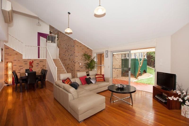 84 Ludlow Street, CHAPEL HILL QLD 4069, Chapel Hill - Thumbnail 2