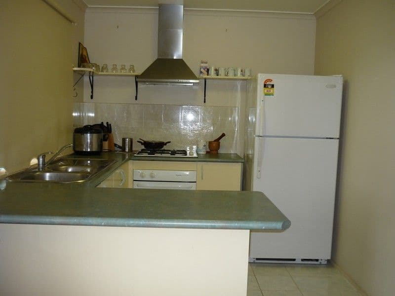 106  Rosella Ave,, WERRIBEE VIC 3030, Werribee - Thumbnail 5