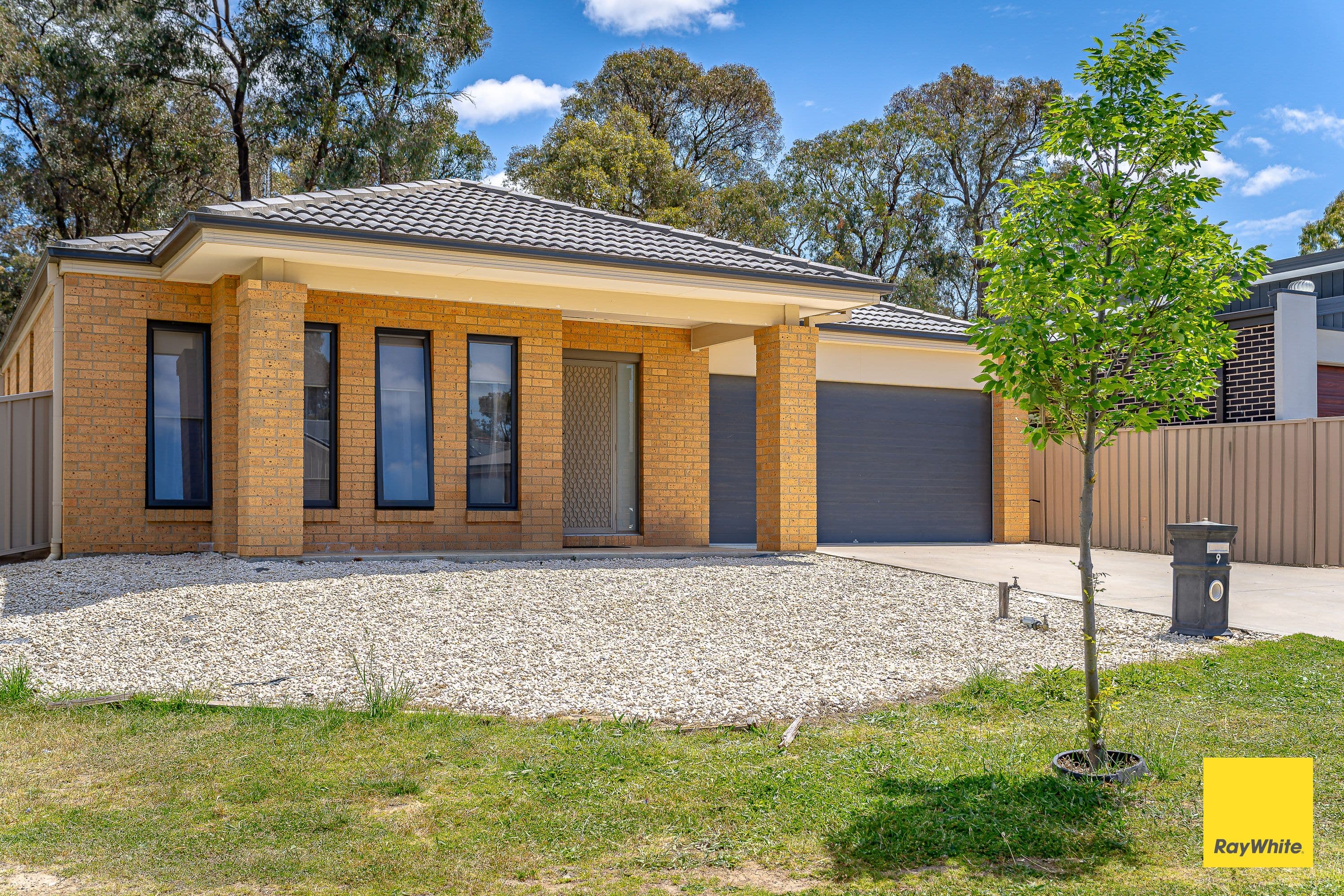9 Quartz Place, Golden Square VIC 3555, Golden Square - Image 1