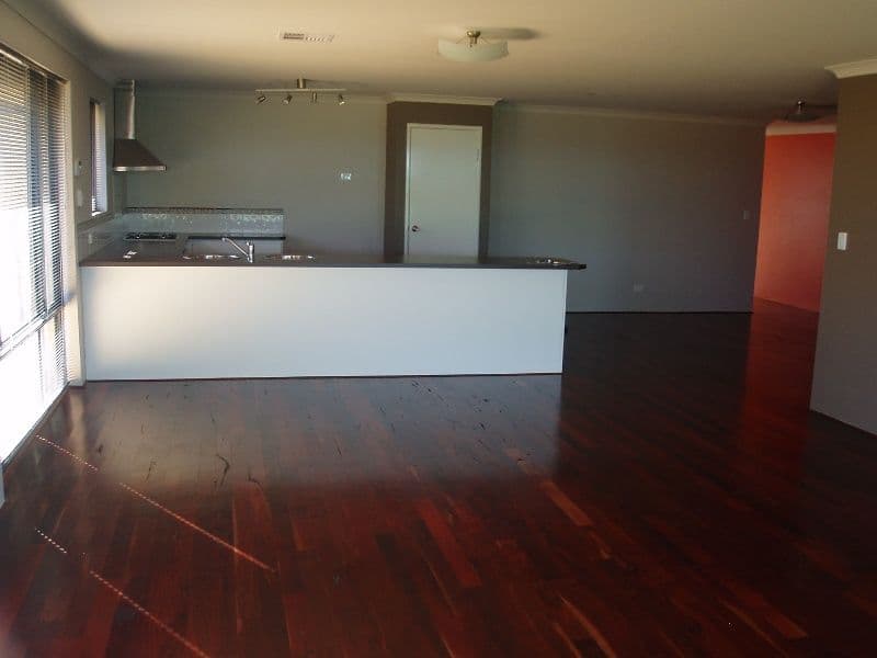 24 MONTILLA Crescent, PORT KENNEDY WA 6172, Port Kennedy - Thumbnail 6