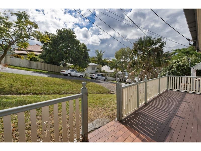 23 Cairns Street, Red Hill QLD 4059, Red Hill - Thumbnail 2