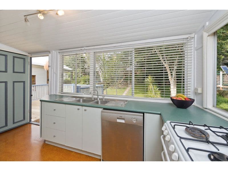 23 Cairns Street, Red Hill QLD 4059, Red Hill - Thumbnail 4