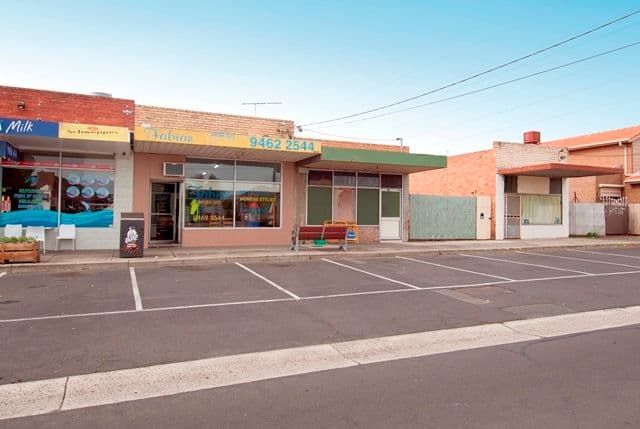 12 Carson Street, RESERVOIR VIC 3073, Reservoir - Thumbnail 2