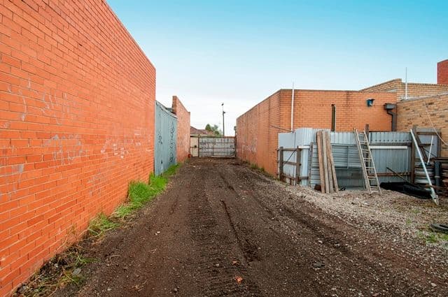 12 Carson Street, RESERVOIR VIC 3073, Reservoir - Thumbnail 4