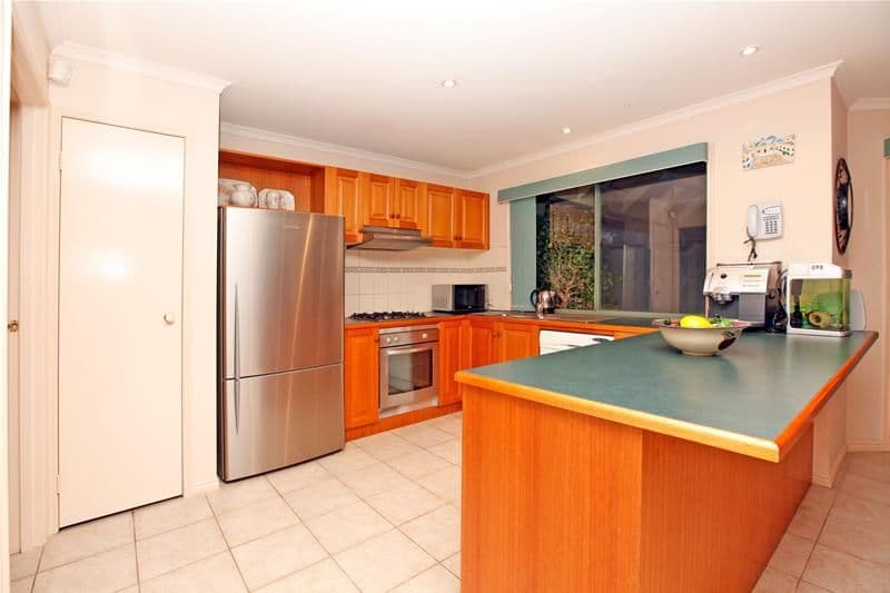 1 Wombat Place, SOUTH MORANG VIC 3752, South Morang - Thumbnail 2