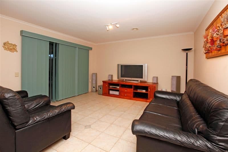 1 Wombat Place, SOUTH MORANG VIC 3752, South Morang - Thumbnail 4