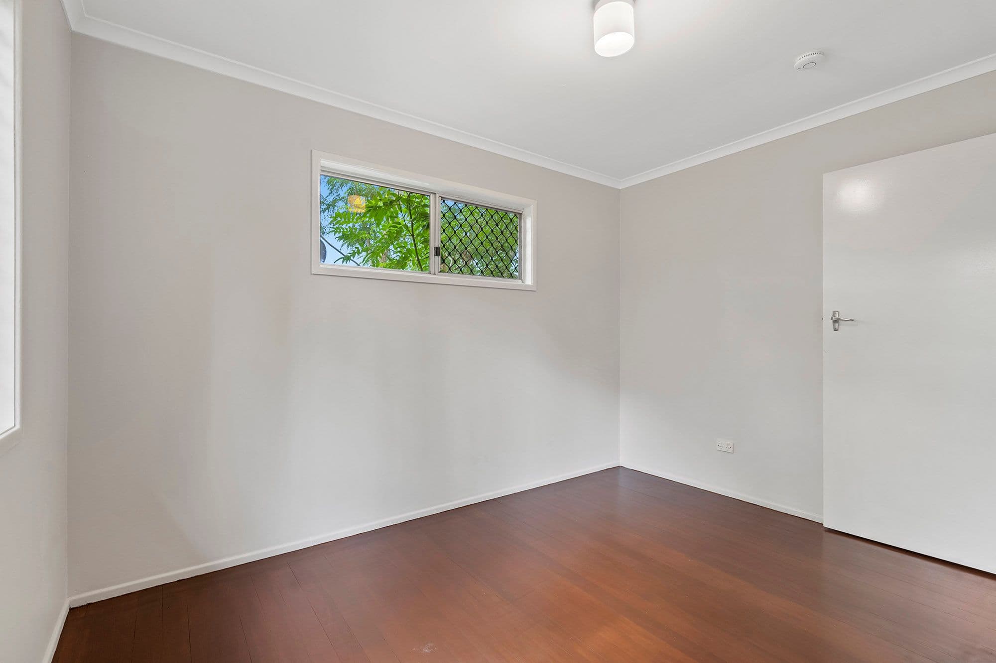 10 Stuart Street, Woodridge QLD 4114, Woodridge - Thumbnail 7