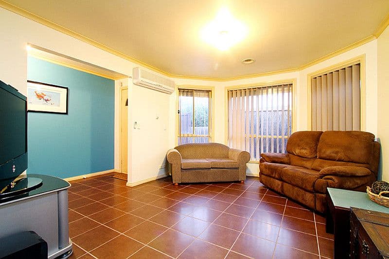 30 Dundee Street, RESERVOIR VIC 3073, Reservoir - Thumbnail 2
