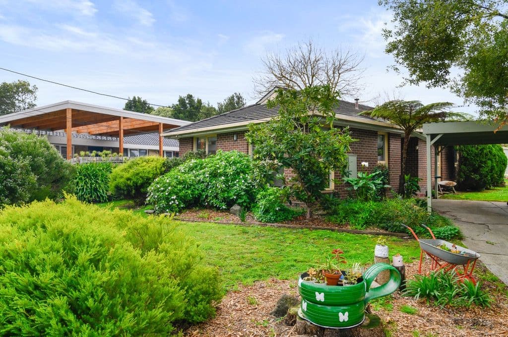 15 Arkarra Court, Mooroolbark VIC 3138, Mooroolbark - Image 1