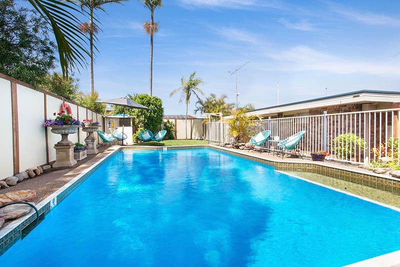 37 Henricks Parade, Mount Warrigal - Thumbnail 4