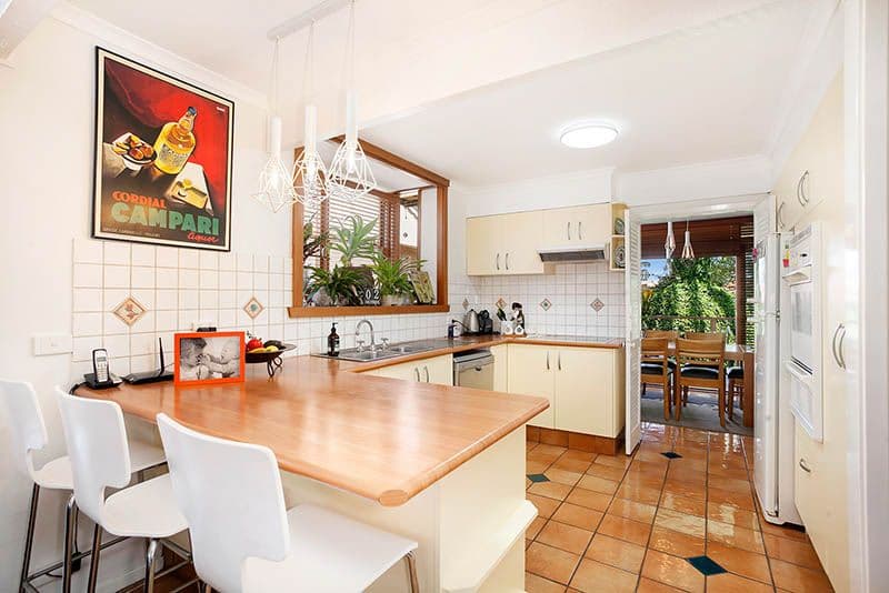 37 Henricks Parade, Mount Warrigal - Thumbnail 6