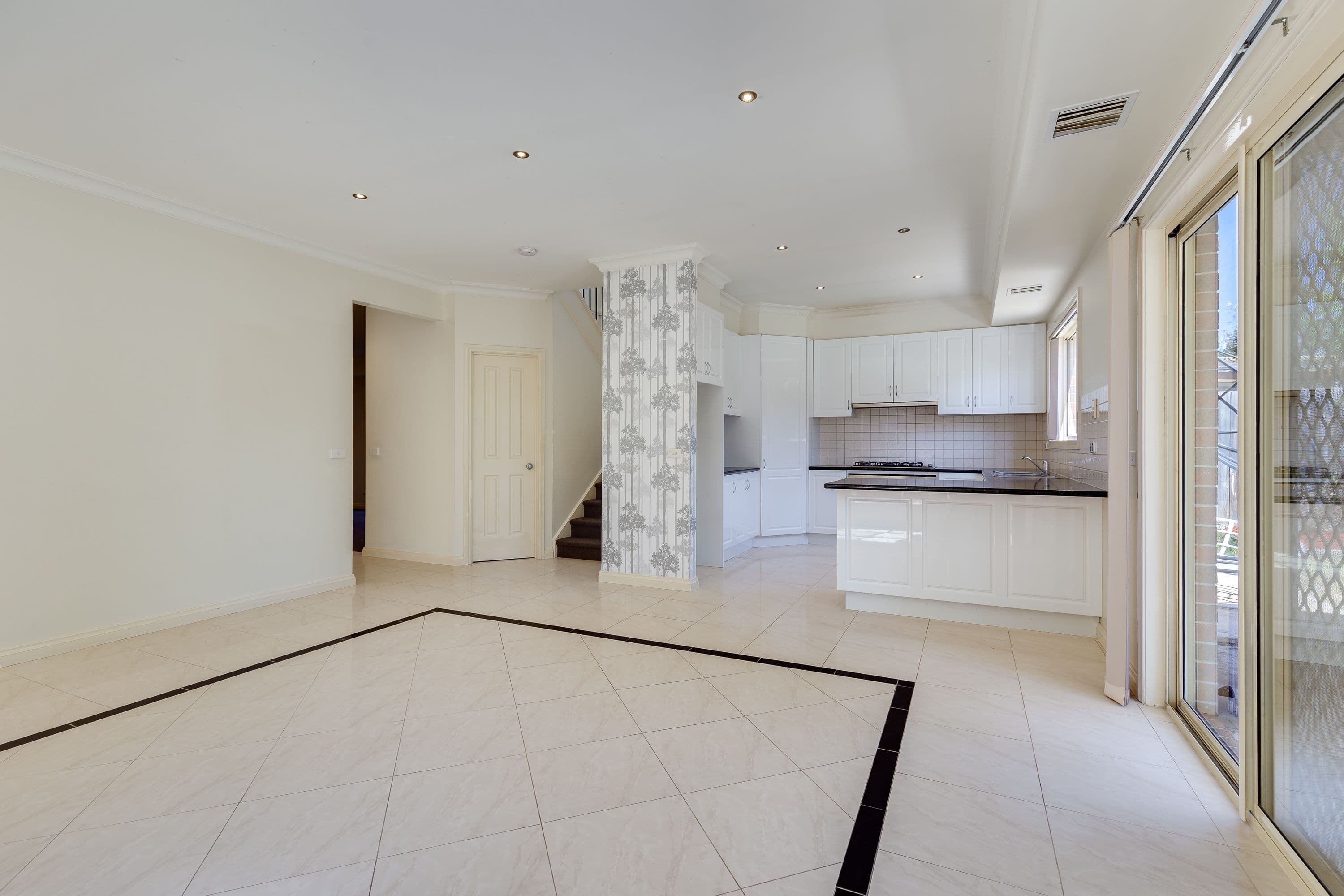 165 The Lakes Boulevard, South Morang VIC 3752, South Morang - Thumbnail 5